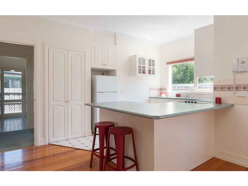 16 Wordsworth Street, Mooroolbark VIC 3138