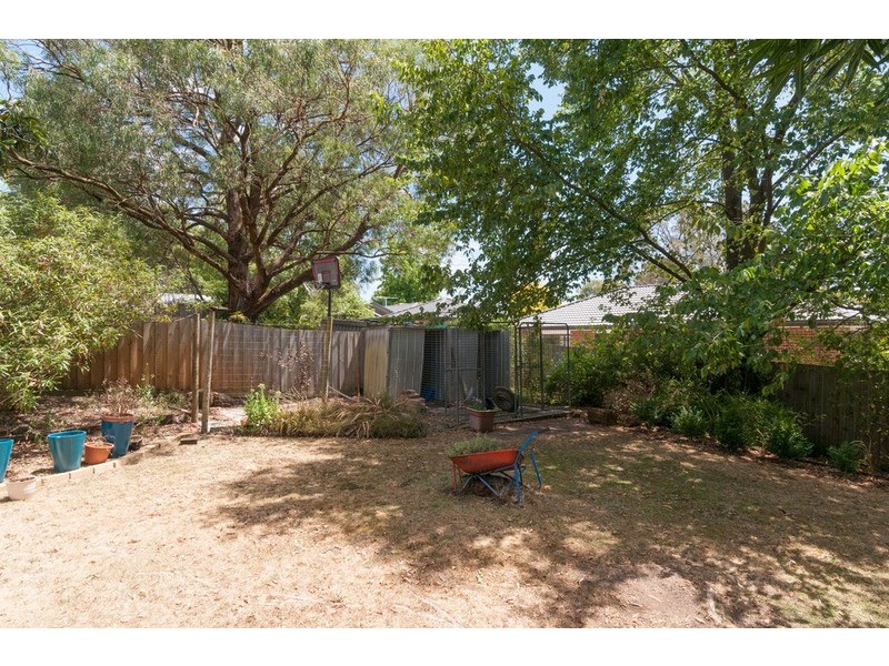 6 Brenda Court, Croydon VIC 3136