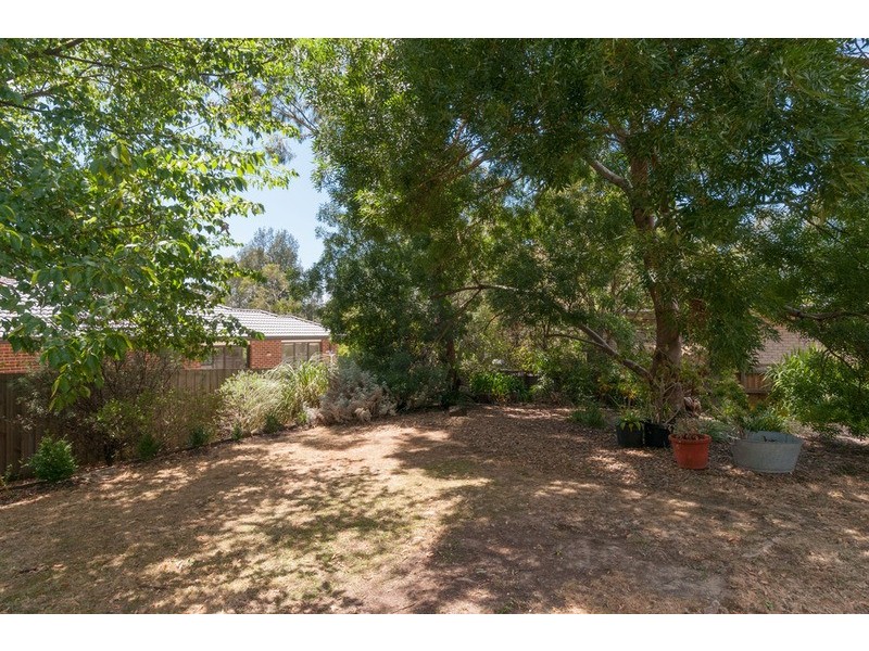 6 Brenda Court, Croydon VIC 3136