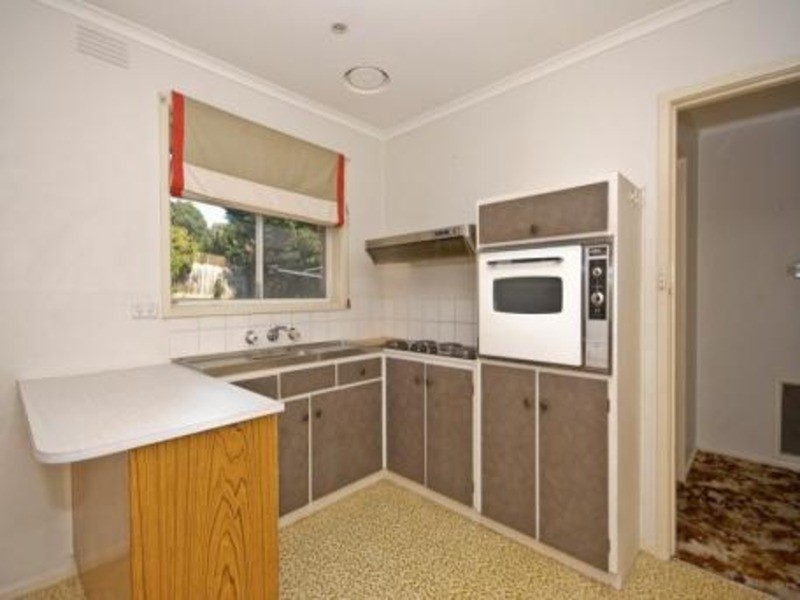 102 Brice Avenue, Mooroolbark VIC 3138