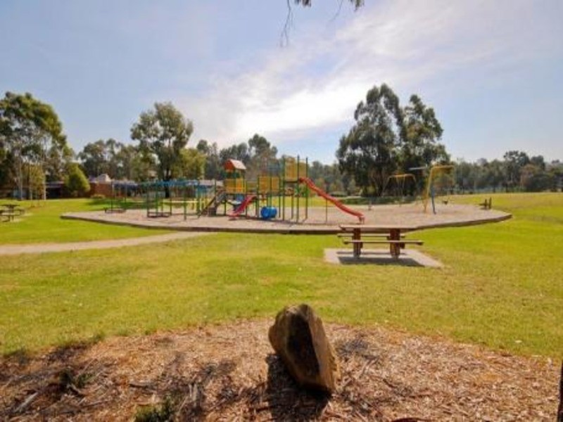 102 Brice Avenue, Mooroolbark VIC 3138