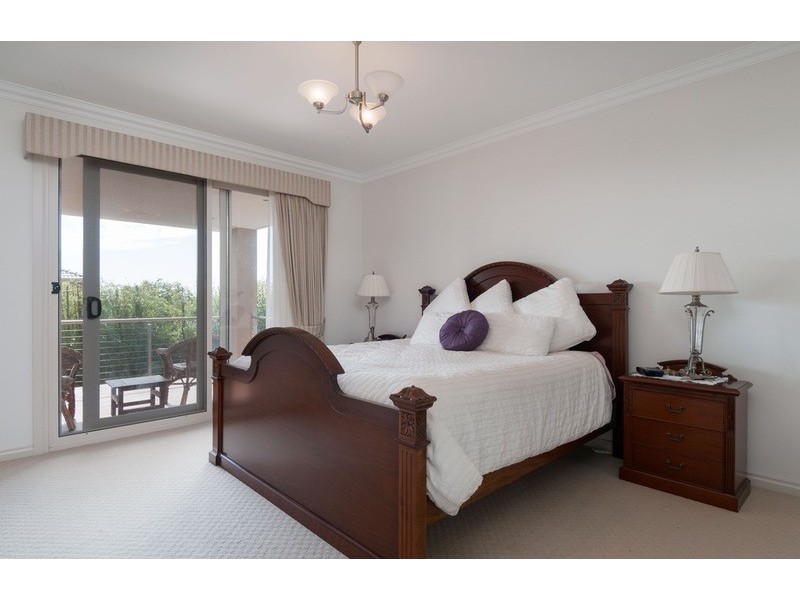 9 Kingston Way, Mooroolbark VIC 3138