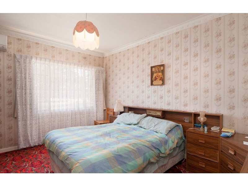 45 Adele Avenue, Ferntree Gully VIC 3156