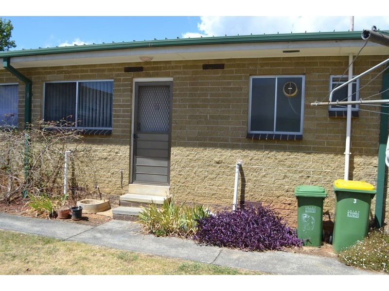 3/13 Hawthory Road, Kilsyth VIC 3137