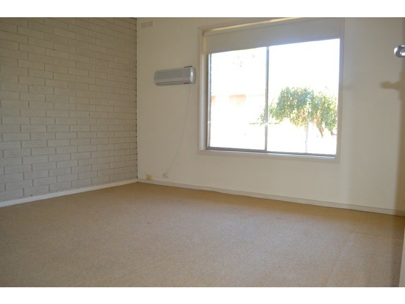 3/16 Louisa  Street, Croydon VIC 3136