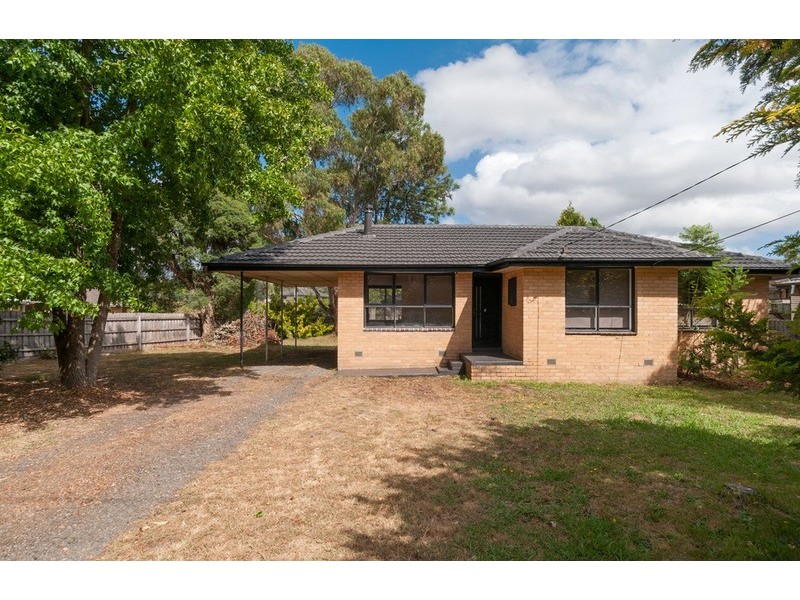 55 Pembroke Road, Mooroolbark VIC 3138