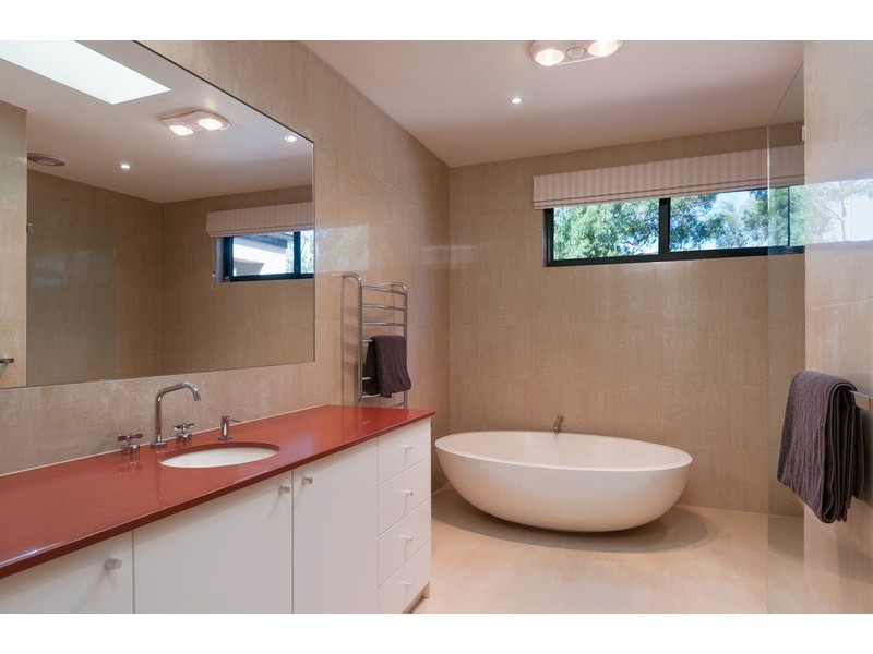 47 Belfast Road, Montrose VIC 3765