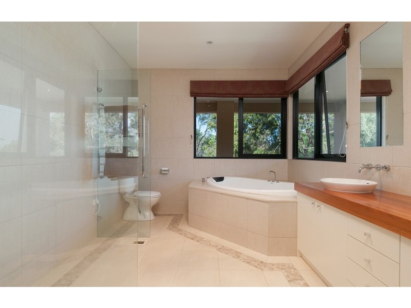 47 Belfast Road, Montrose VIC 3765