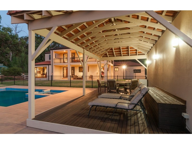 47 Belfast Road, Montrose VIC 3765