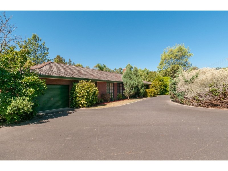 2 Tasman Court, Montrose VIC 3765