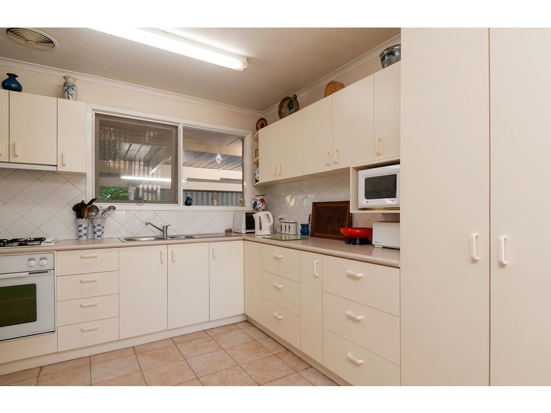 6 Elizabeth Court, Mooroolbark VIC 3138