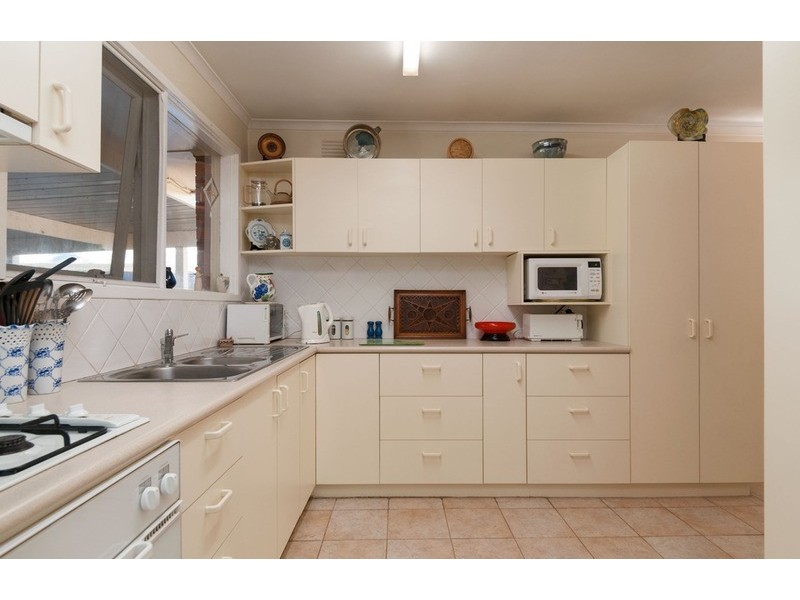 6 Elizabeth Court, Mooroolbark VIC 3138