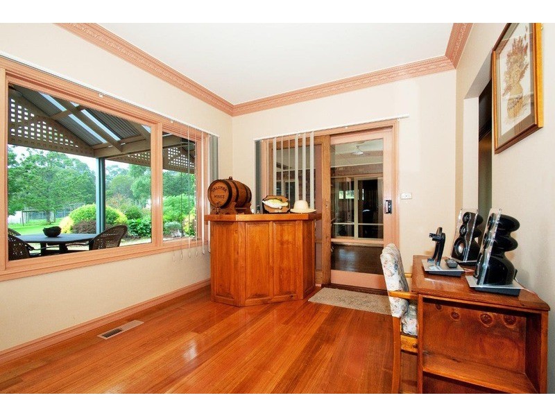 13 Glasgow Road, Kilsyth VIC 3137
