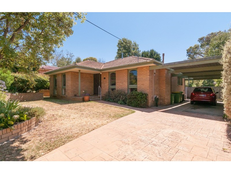 13 Coombah Court, Mooroolbark VIC 3138