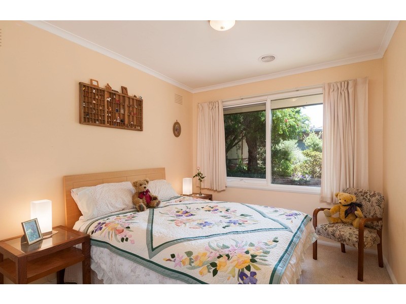 13 Coombah Court, Mooroolbark VIC 3138