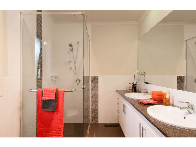 49a Pascoe Avenue, Croydon VIC 3136