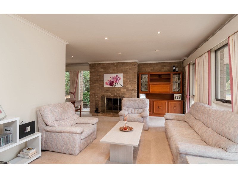 13 Mountfield Road, Kilsyth VIC 3137