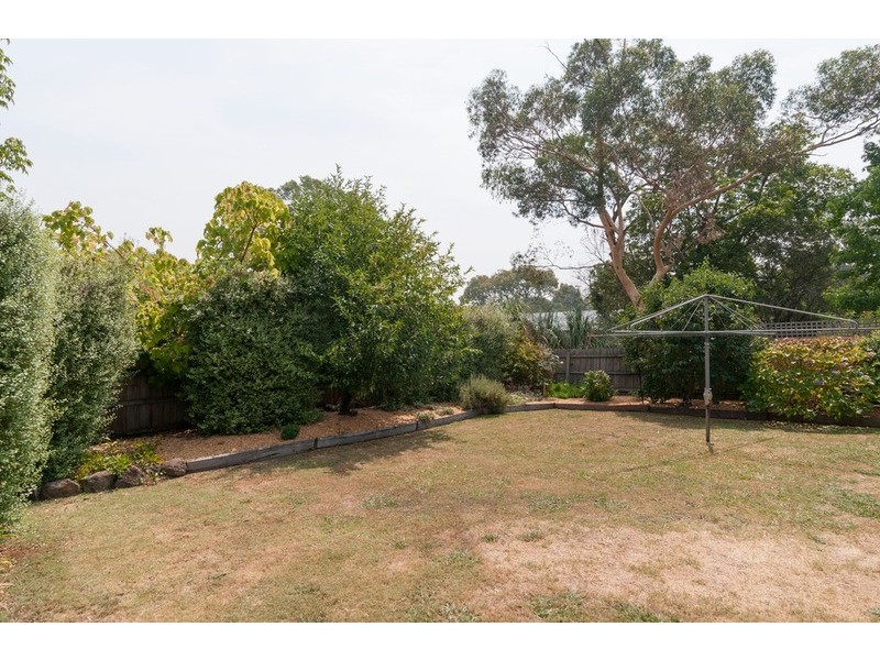 13 Mountfield Road, Kilsyth VIC 3137