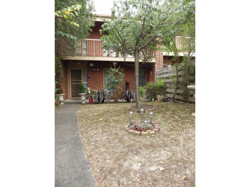 29 Marlow Street, Mooroolbark VIC 3138