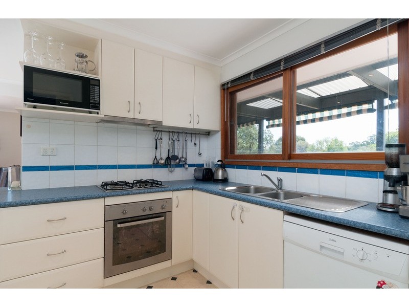 5 Wyuna Walk, Mooroolbark VIC 3138