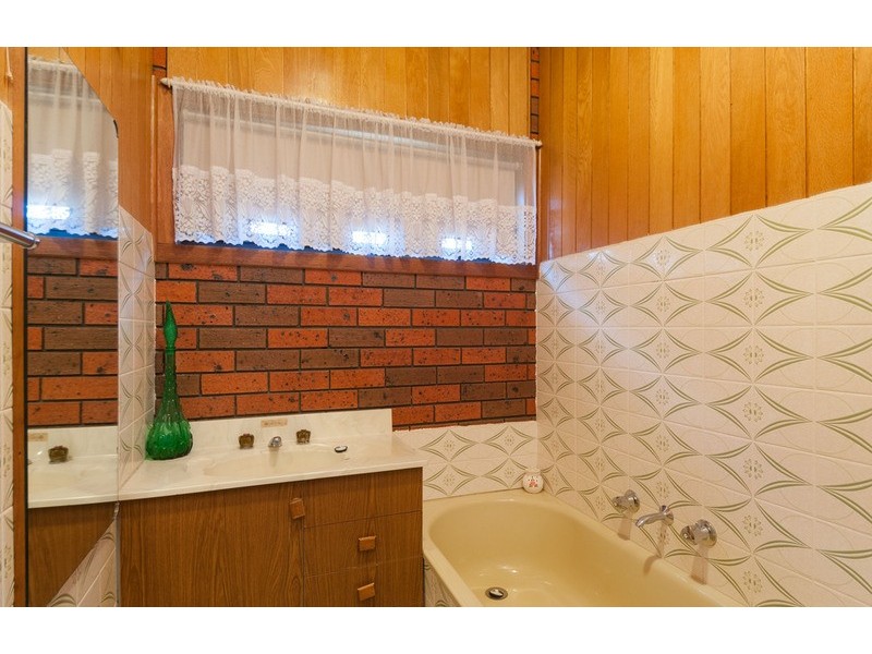 25 Kipling Avenue, Mooroolbark VIC 3138