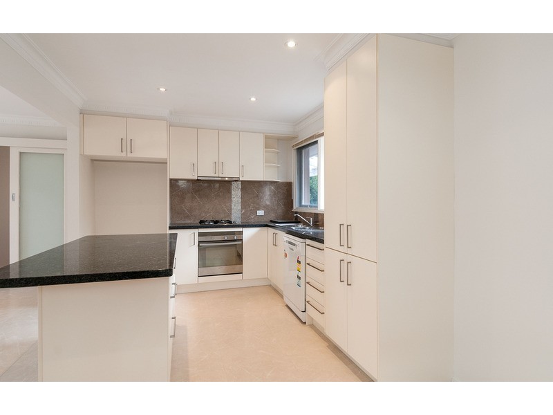 2 Gardenia Street, Croydon South VIC 3136