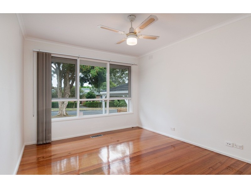 2 Gardenia Street, Croydon South VIC 3136