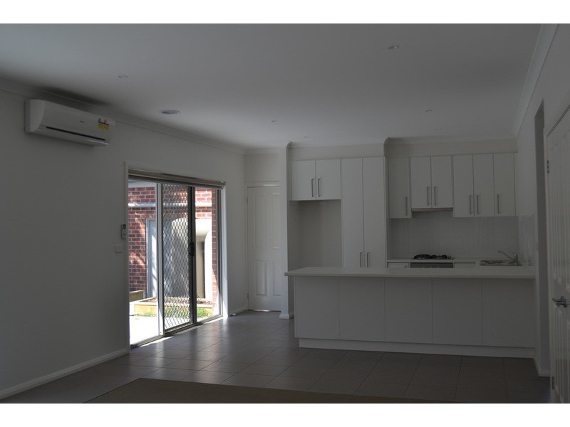 14a Kalimna Street, Mooroolbark VIC 3138