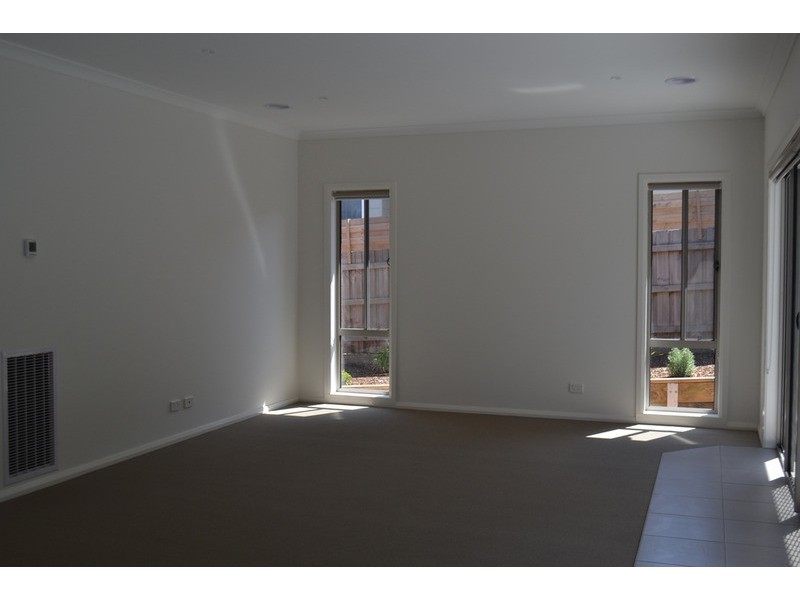 14a Kalimna Street, Mooroolbark VIC 3138