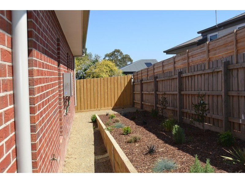 14a Kalimna Street, Mooroolbark VIC 3138