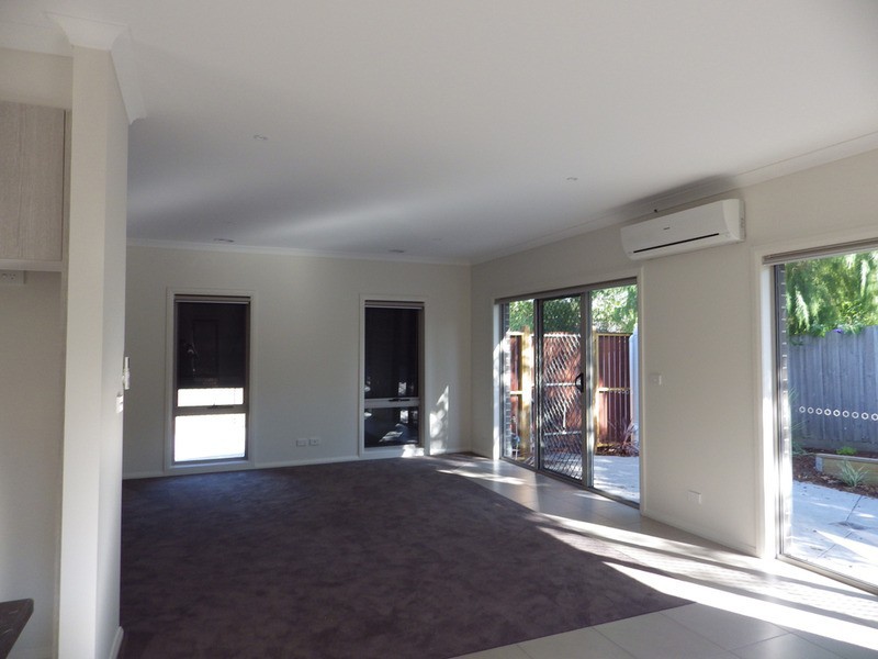 12a Saxon Drive, Mooroolbark VIC 3138