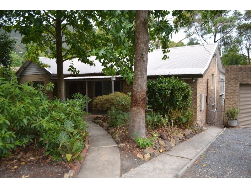 976 Mount Dandenong Tourist  Road, Montrose VIC 3765