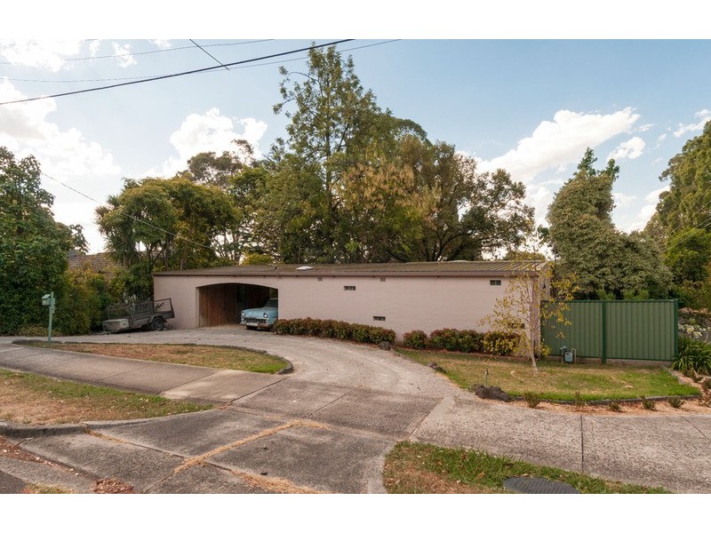 1 Laird Street, Croydon VIC 3136
