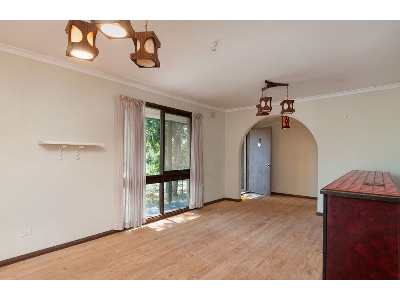 14 Alford Avenue, Mooroolbark VIC 3138