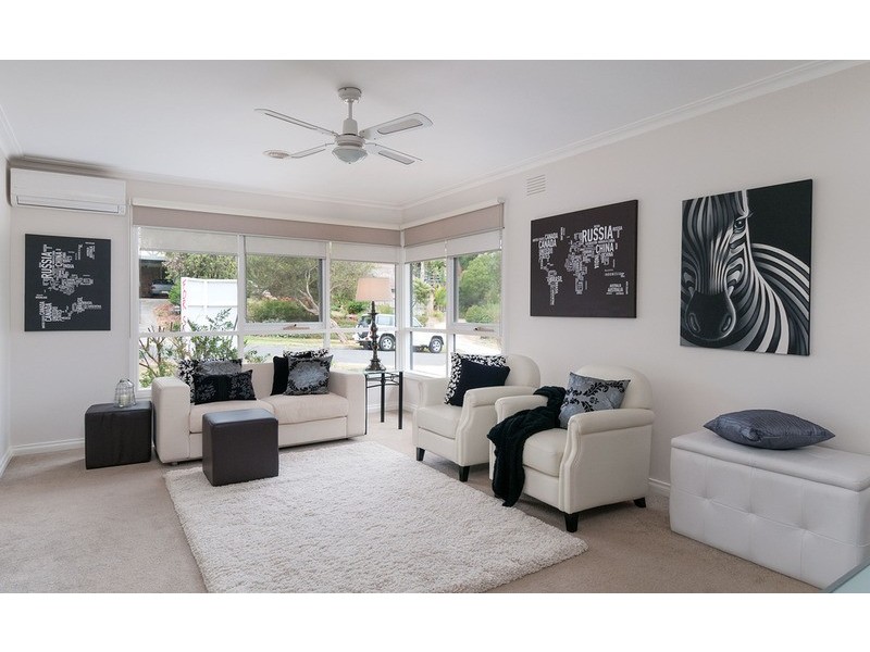 30 Rolloway Rise, Chirnside Park VIC 3116