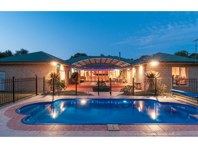 7-9 Junction Road, Mount Evelyn VIC 3796