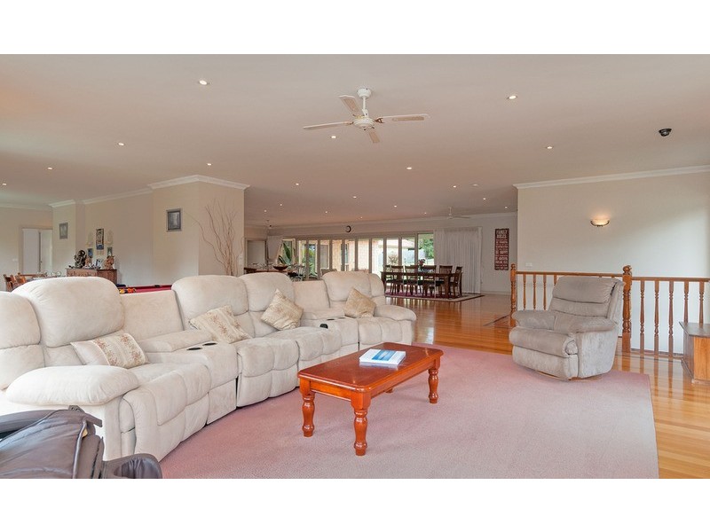 7-9 Junction Road, Mount Evelyn VIC 3796