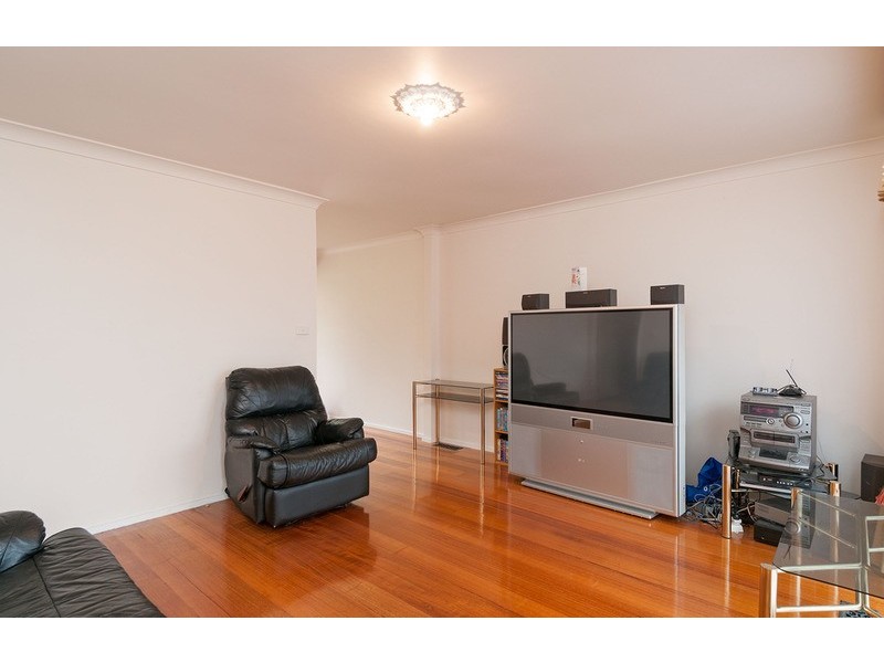 18 Sheldon Avenue, Mooroolbark VIC 3138