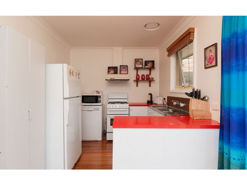 18 Sheldon Avenue, Mooroolbark VIC 3138