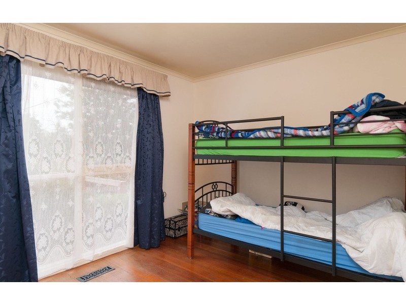 18 Sheldon Avenue, Mooroolbark VIC 3138
