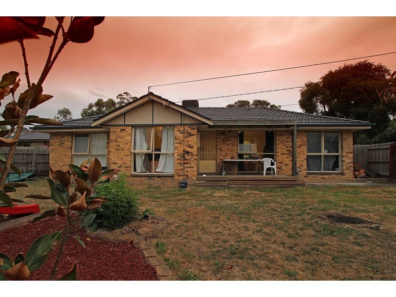 86 Cardigan Road, Mooroolbark VIC 3138