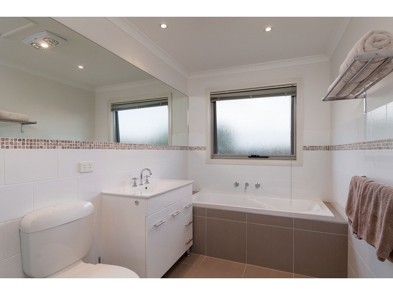 1/28 Urana Street, Kilsyth VIC 3137