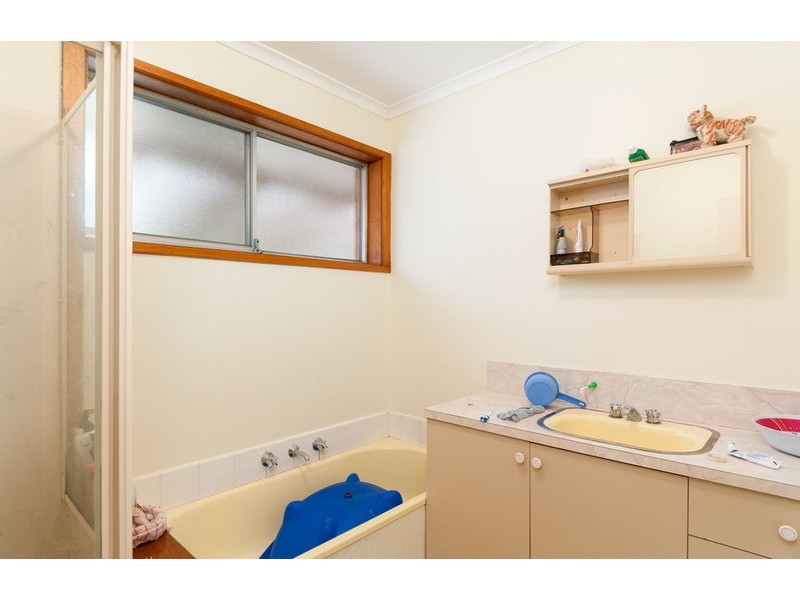 64 Sherlock Road, Croydon VIC 3136