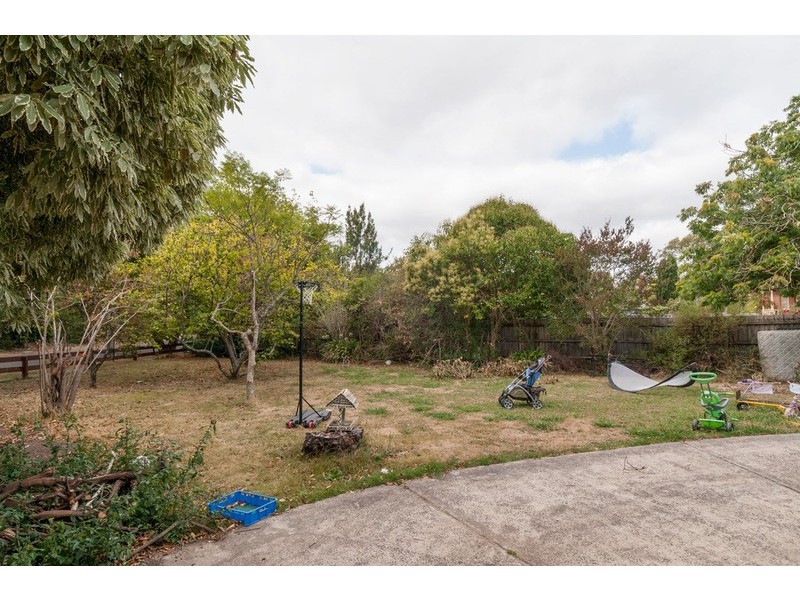 64 Sherlock Road, Croydon VIC 3136