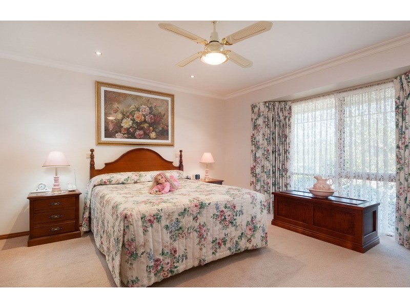 48 Billanook Way, Chirnside Park VIC 3116