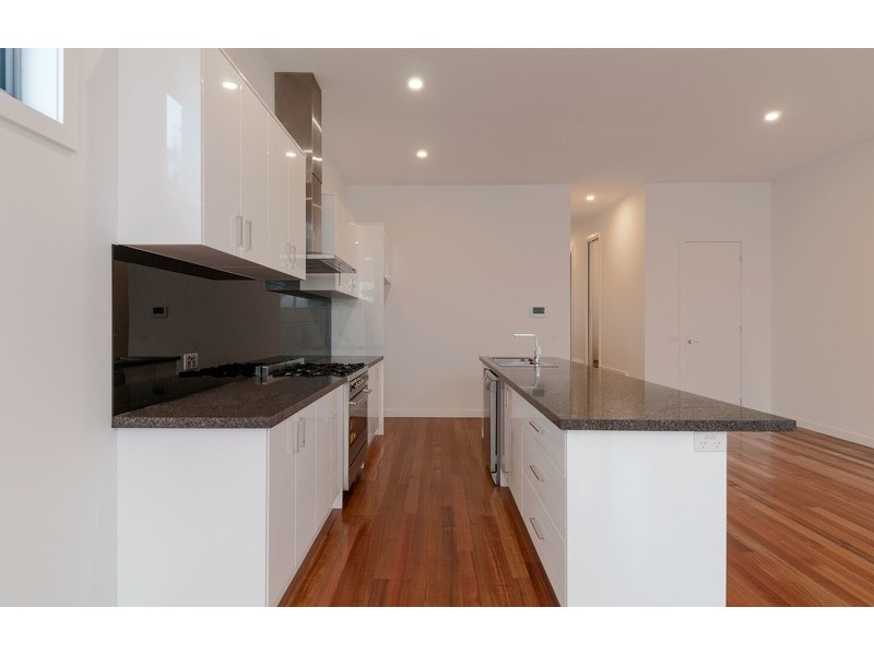 33 Morello Circle, Doncaster East VIC 3109