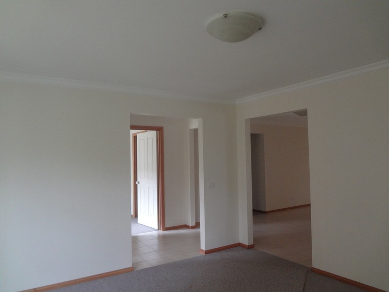 1/8 Devenish  Avenue, Montrose VIC 3765