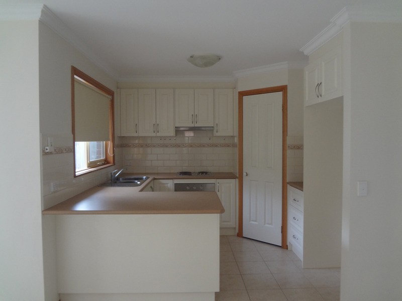 1/8 Devenish  Avenue, Montrose VIC 3765