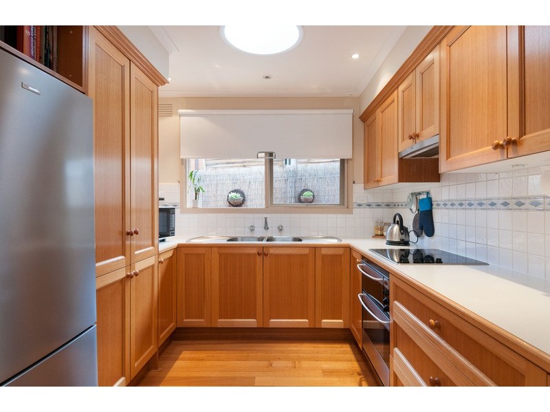 8 Alawara Drive, Mooroolbark VIC 3138