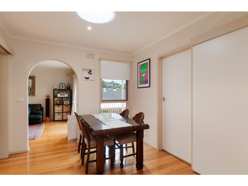 8 Alawara Drive, Mooroolbark VIC 3138